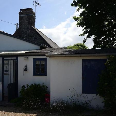 Petite Maison Bretonne Pour 4 Personnes Plounerin Exterior photo